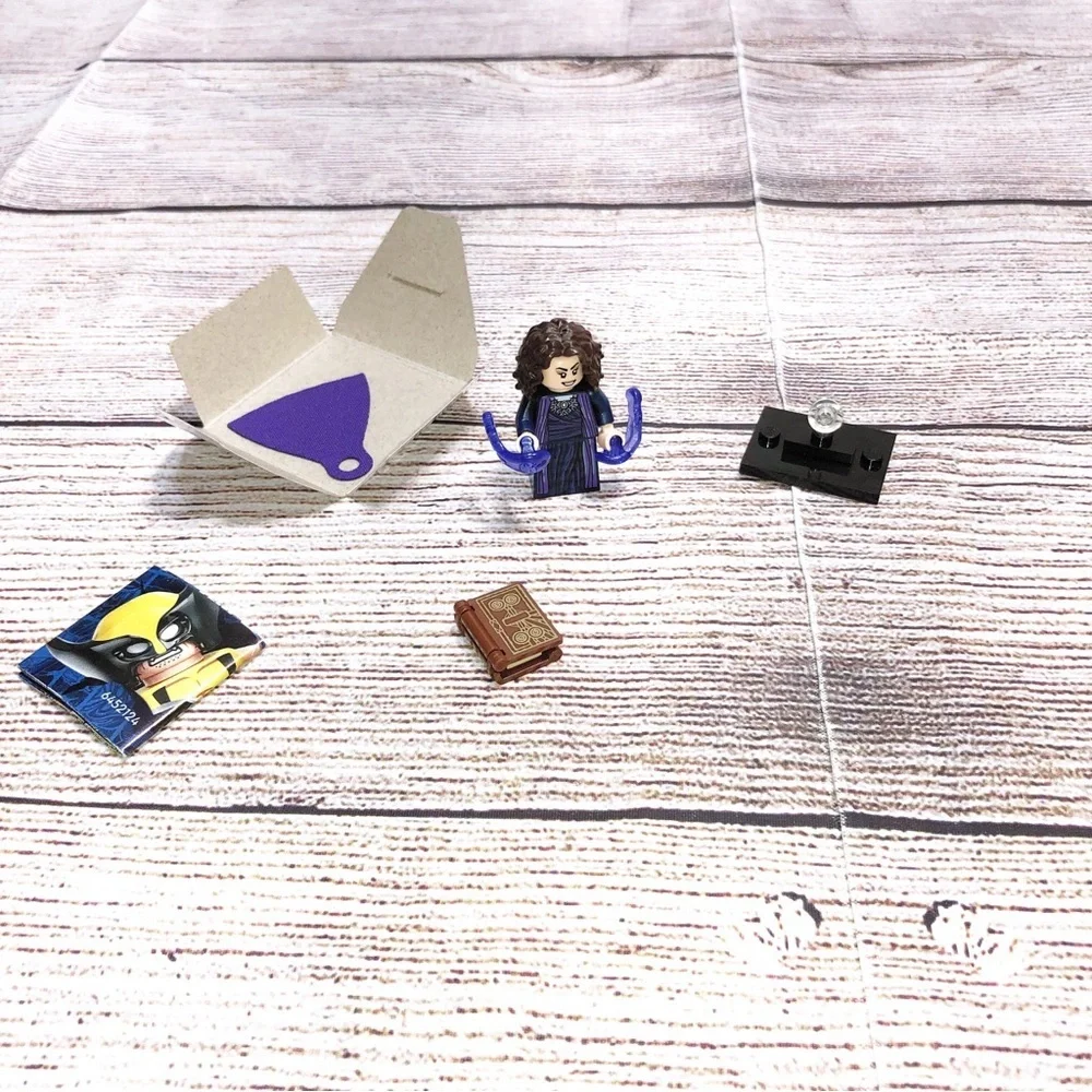 LEGO Marvel Minifigures Series 2 AGATHA HARKNESS from WANDAVISION - Picture 7 of 7